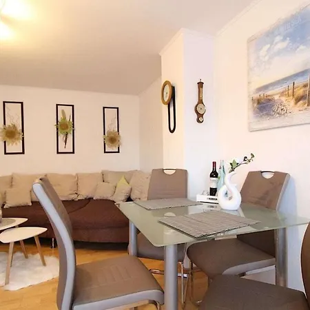 In With Swimming Pool Prázdninový dům